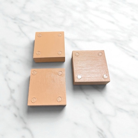 3 Handmade Red Heart Dishes For Small Storage - Picture 6 of 8